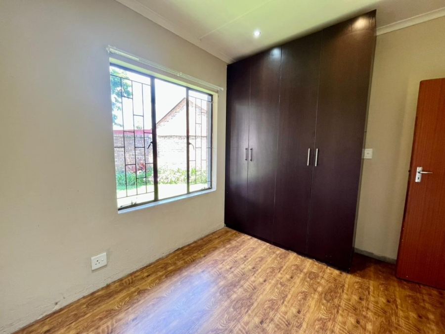 To Let 4 Bedroom Property for Rent in Waterval East North West